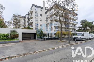 Appartement - 105 m² - 5 pièces