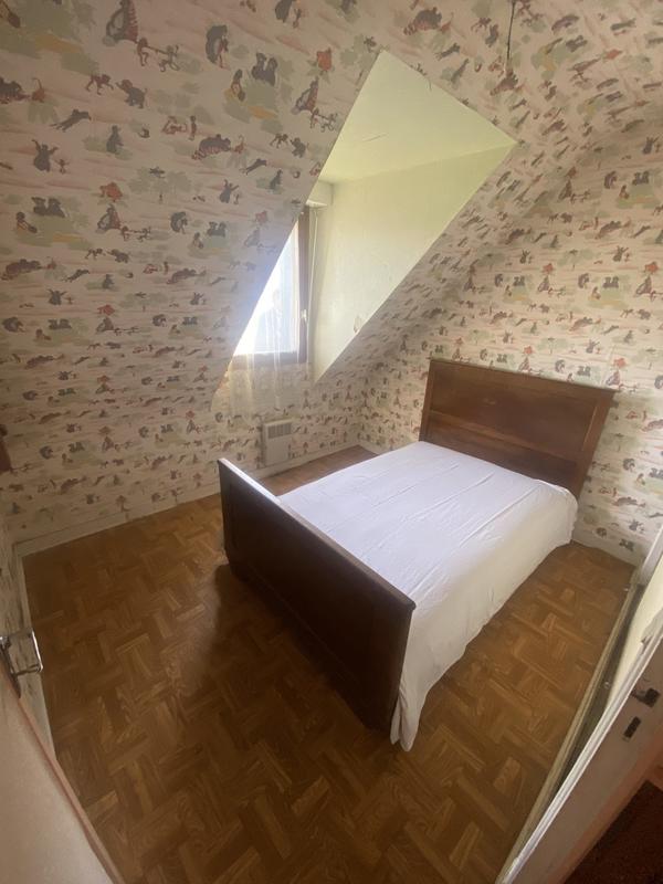 Maison - 95 m² - 5 pièces