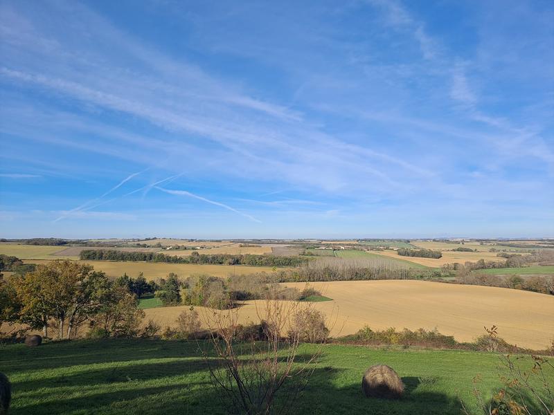 Maison - 425 m² - 10 pièces