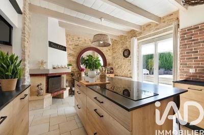 Maison - 175 m² - 6 pièces