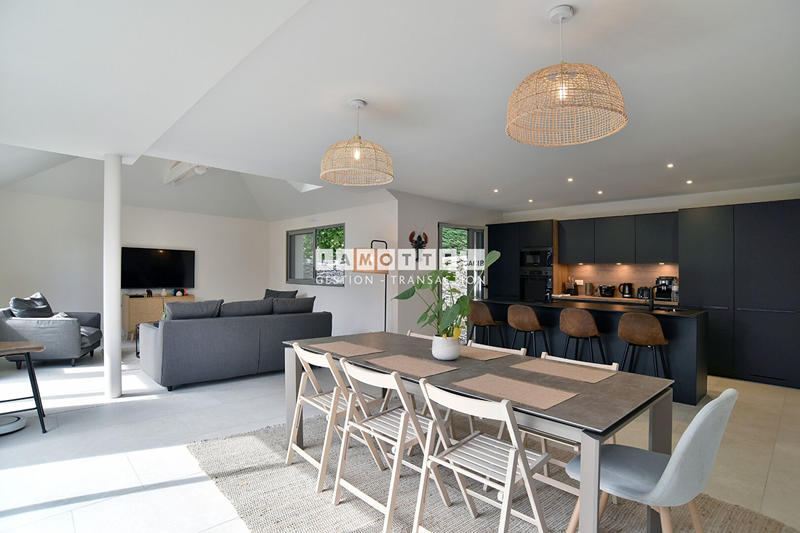 Maison - 136 m² - 6 pièces