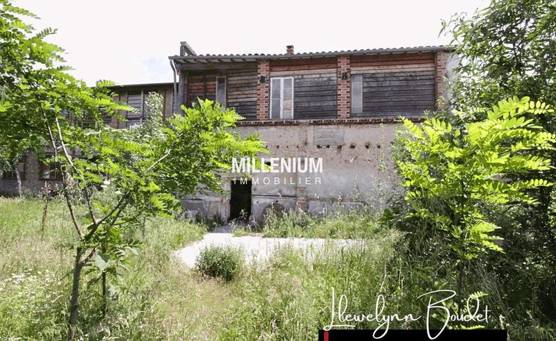 Maison - 210 m² - 2 pièces