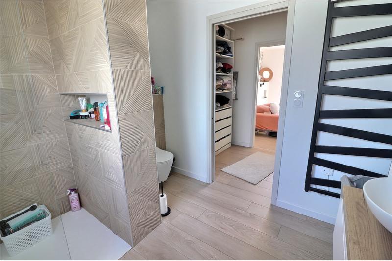 Maison - 164 m² - 6 pièces