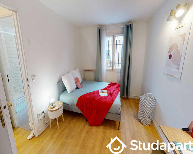 Chambre - 110 m² - 1 pièce