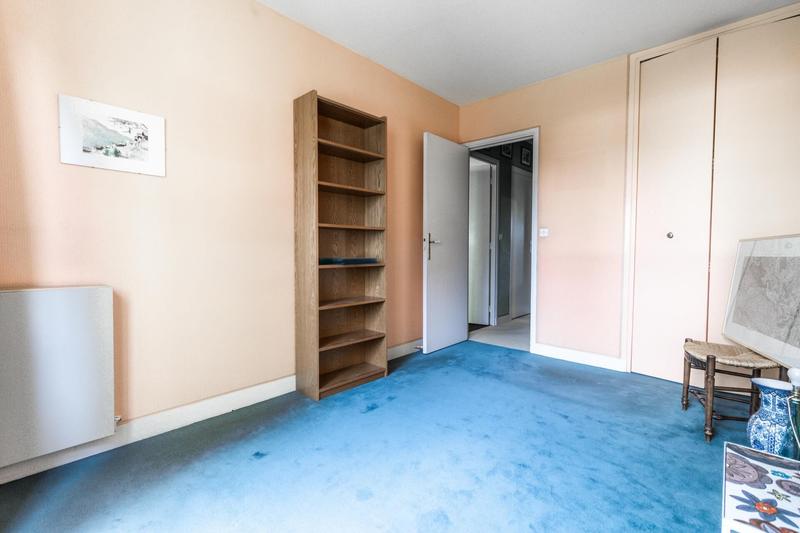 Appartement - 90 m² - 4 pièces