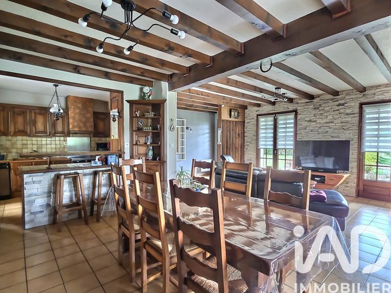 Maison - 104 m² - 5 pièces