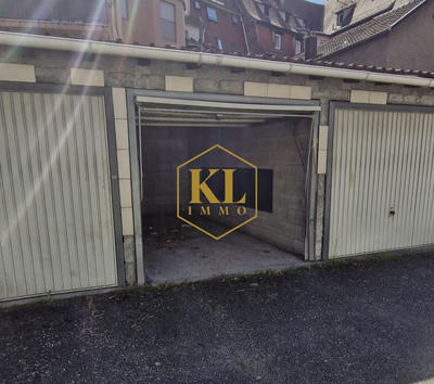 Parking / Garage - 13 m²