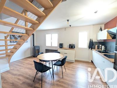 Maison - 102 m² - 5 pièces