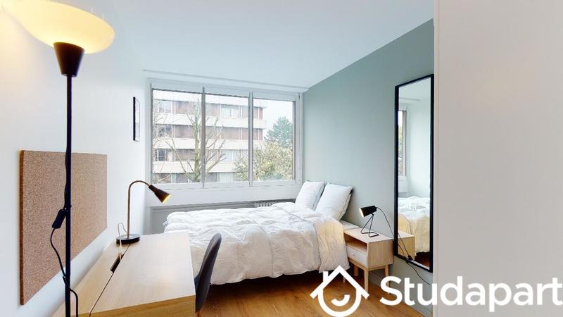 Chambre - 10 m² - 1 pièce