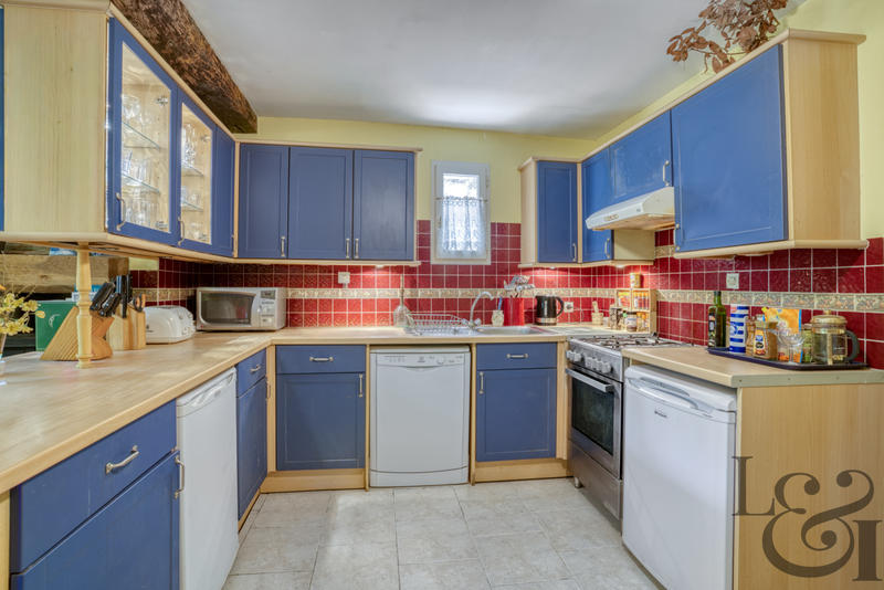 Maison - 145 m² - 7 pièces