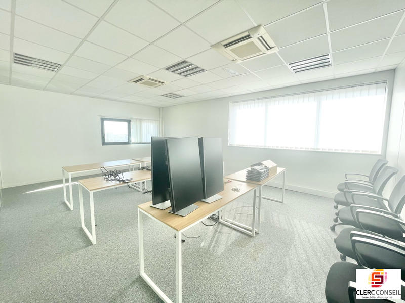 Bureau - 260 m²