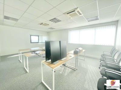 Bureau - 260 m²