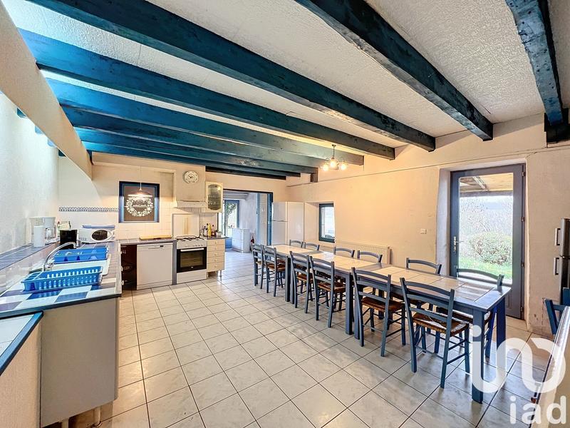 Maison - 288 m² - 9 pièces