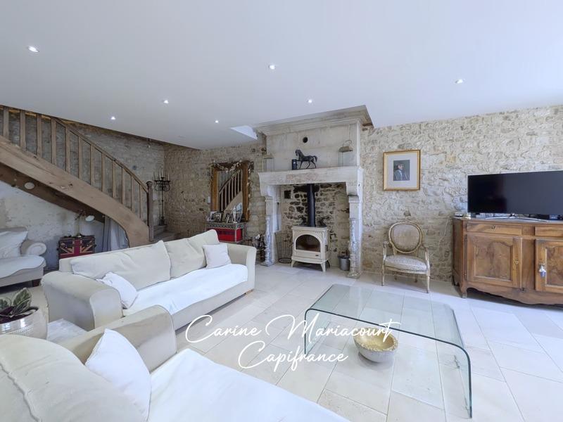 Maison bourgeoise - 238 m² - 9 pièces