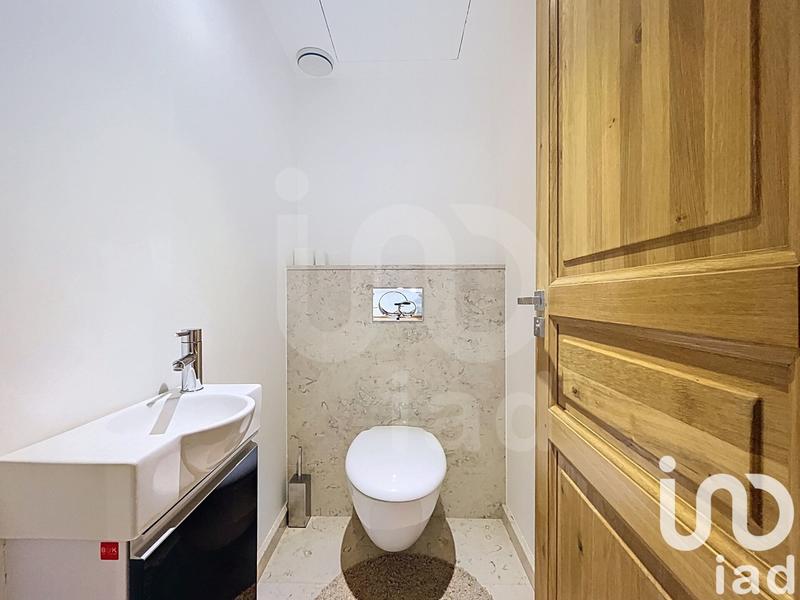 Maison - 181 m² - 7 pièces