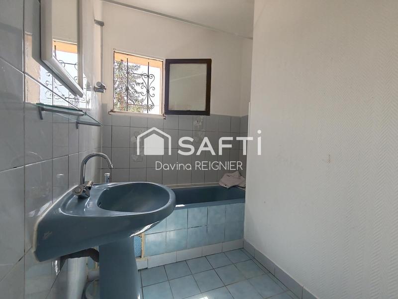 Maison - 94 m² - 5 pièces