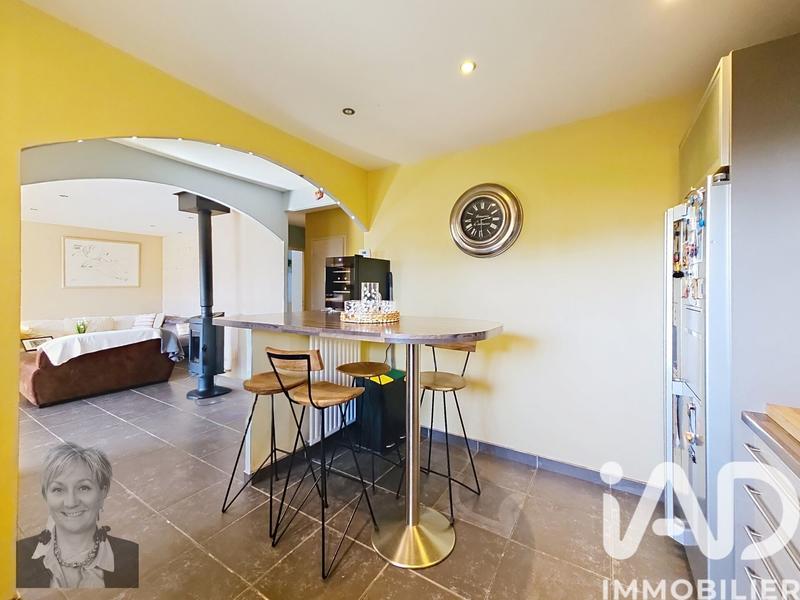 Maison - 92 m² - 5 pièces