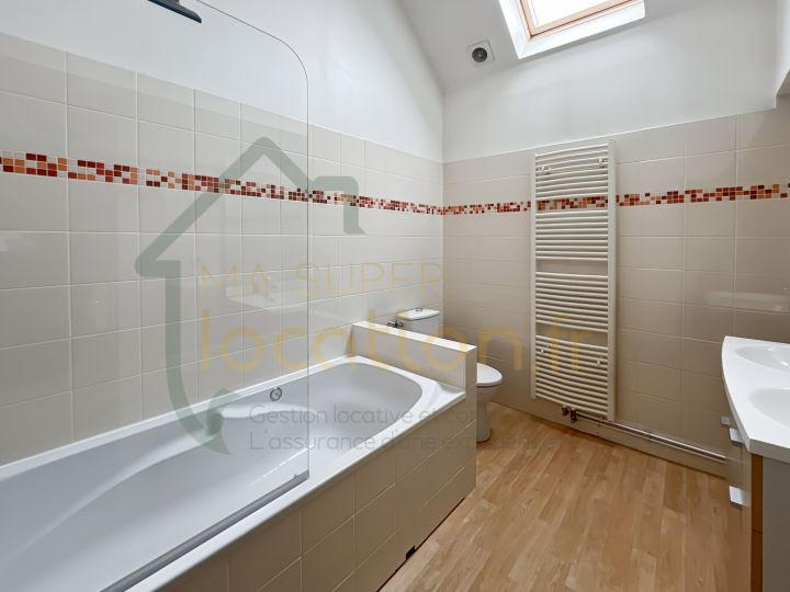 Appartement - 138 m² - 6 pièces