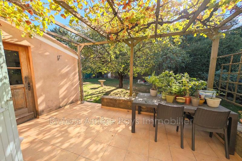 Maison - 93 m² - 5 pièces