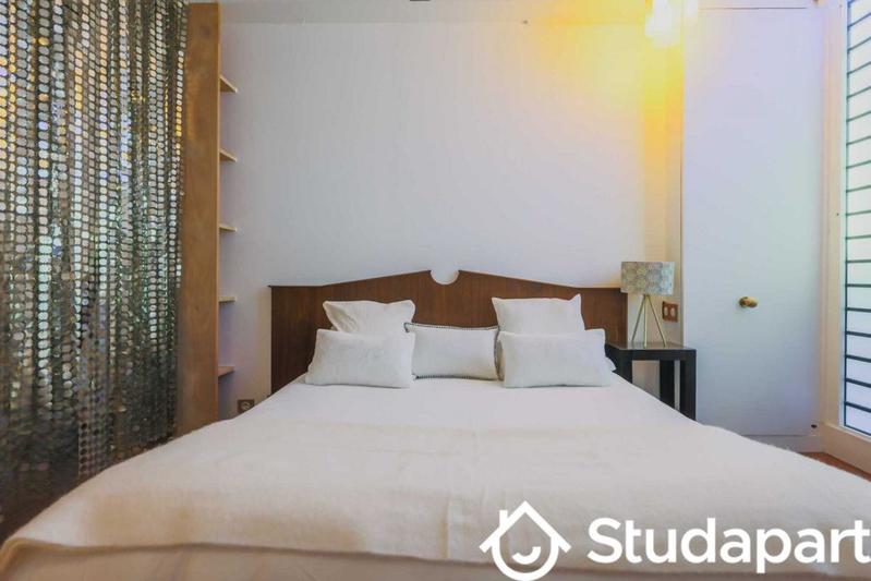 Appartement - 64 m² - 1 pièce