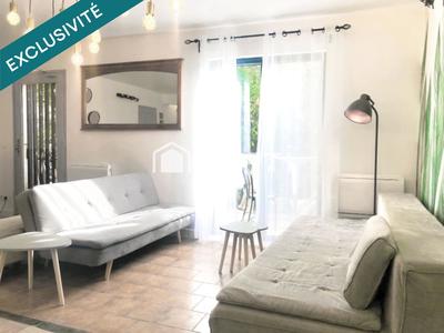 Maison de ville - 250 m² - 13 pièces