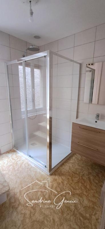 Maison - 74 m² - 4 pièces