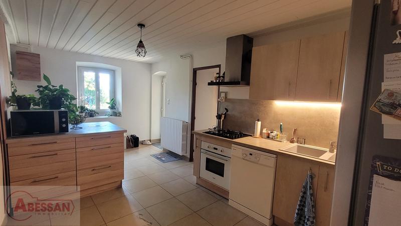 Maison - 93 m² - 4 pièces