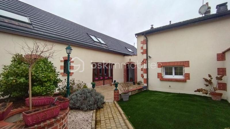 Demeure - 228 m² - 8 pièces