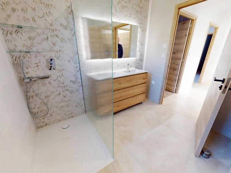 Pavillon - 145 m² - 6 pièces