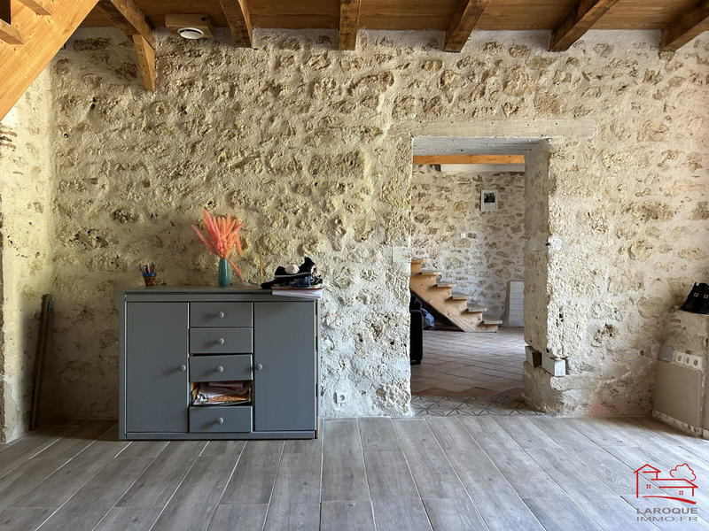 Maison - 255 m² - 7 pièces