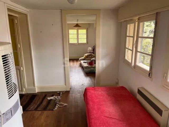 Propriété - 255 m² - 12 pièces