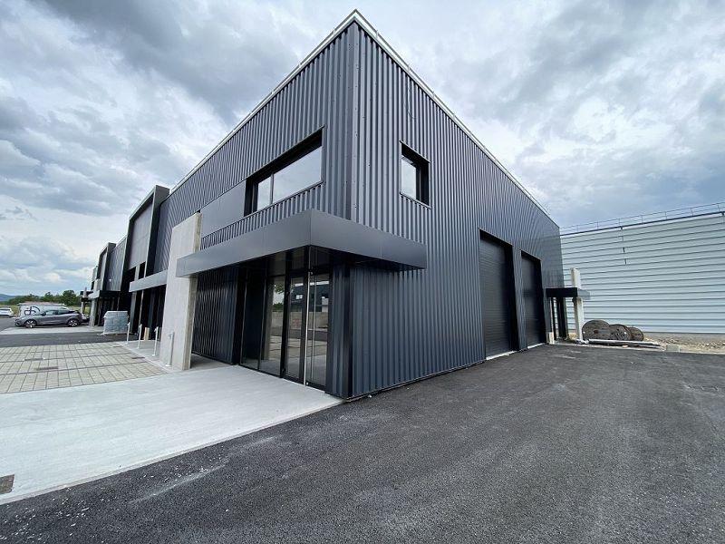 Local commercial - 139 m² - 2 pièces