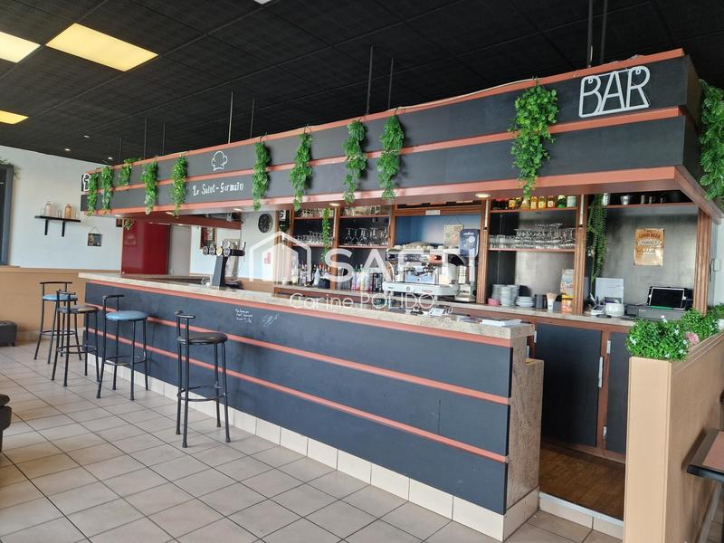 Local commercial - 200 m² - 4 pièces