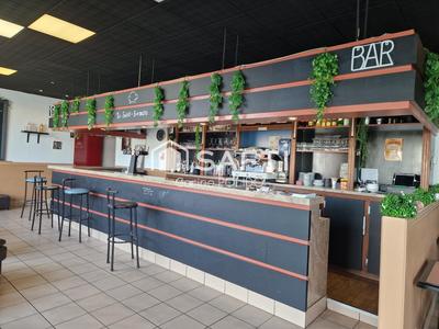 Local commercial - 200 m² - 4 pièces