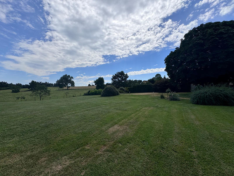 Maison - 288 m² - 10 pièces