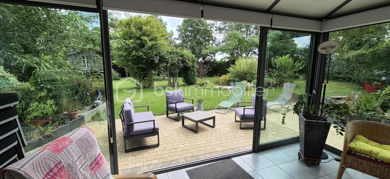 Propriété - 286 m² - 12 pièces