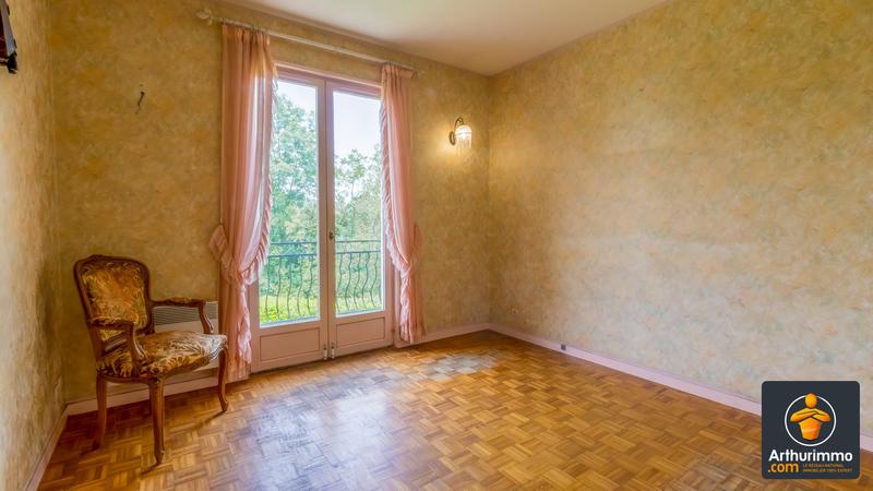 Maison - 92 m² - 4 pièces