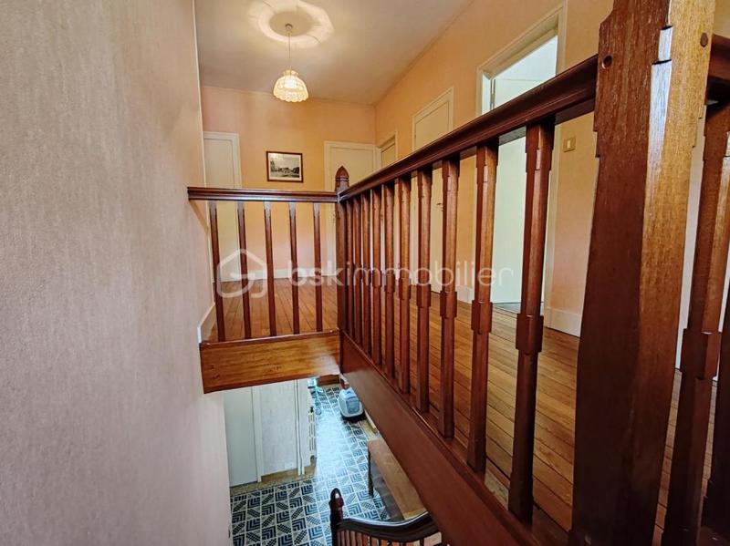 Maison - 164 m² - 7 pièces