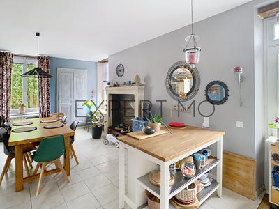 Maison - 159 m² - 7 pièces