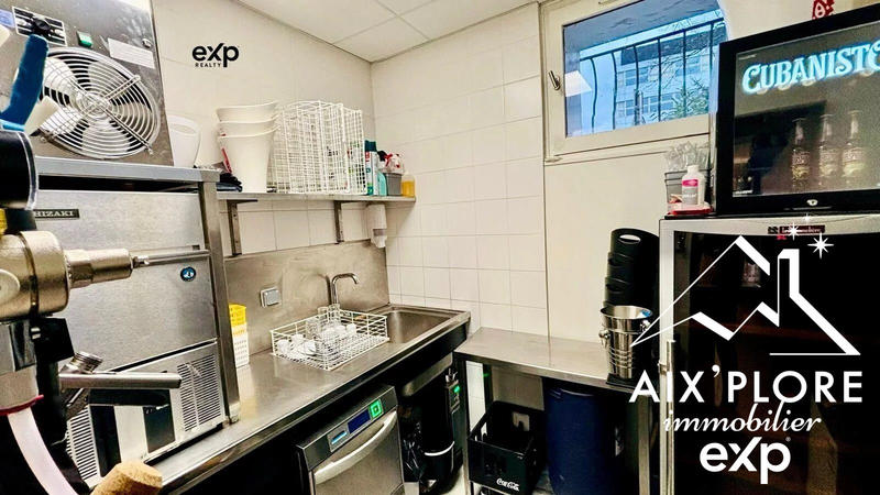 Fonds de commerce - Magasins - 1 118 m²