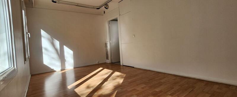 Appartement - 85 m² - 4 pièces