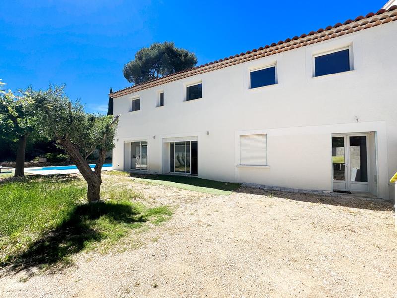 Maison - 172 m² - 6 pièces