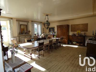 Maison de village - 300 m² - 10 pièces