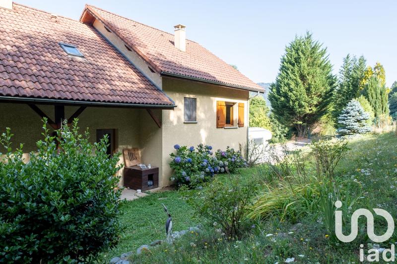 Maison - 176 m² - 7 pièces
