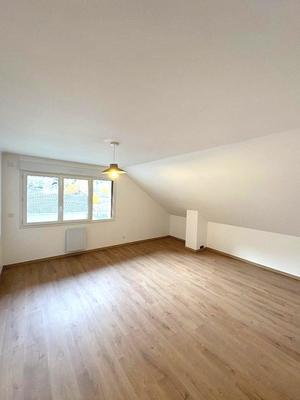 Appartement - 140 m² - 4 pièces