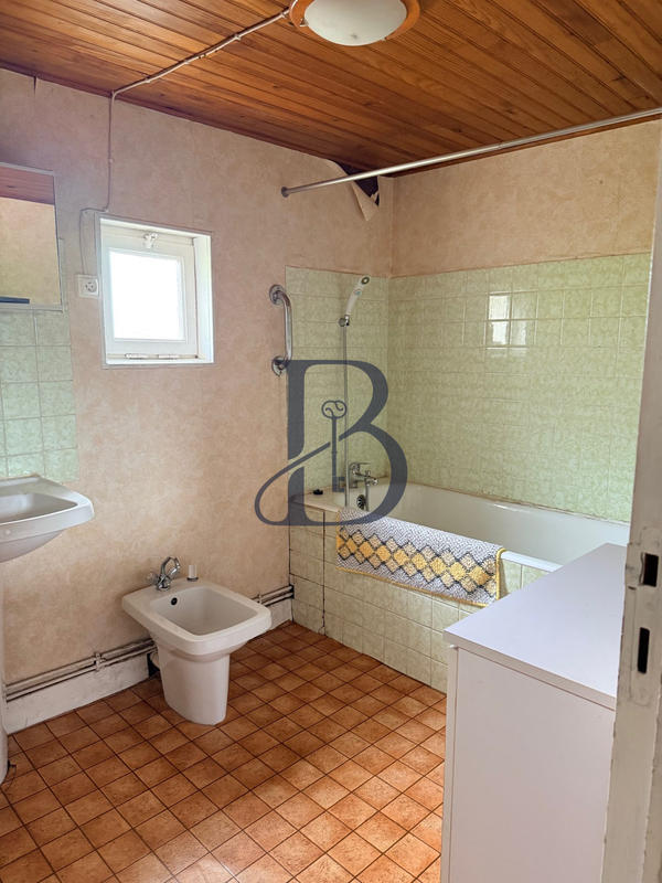 Maison ancienne - 115 m² - 5 pièces