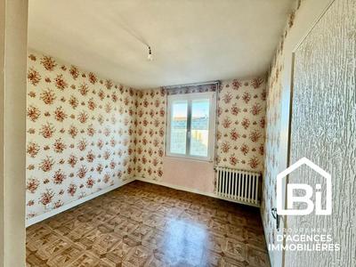 Maison - 105 m² - 6 pièces