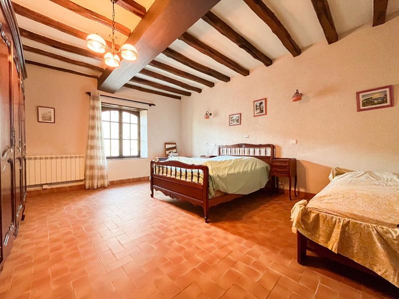 Maison - 100 m² - 6 pièces