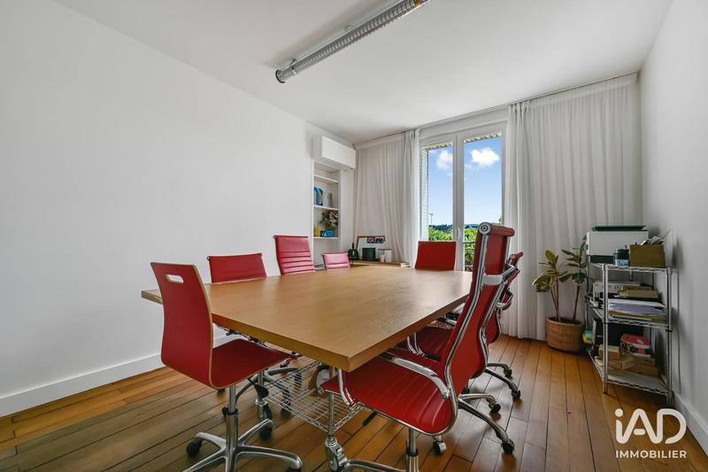 Bureau - 198 m² - 7 pièces