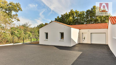 Maison - 80 m² - 4 pièces